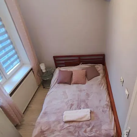 Апартаменты Mieszkanie Przy Zielonej Bramie Гданьск